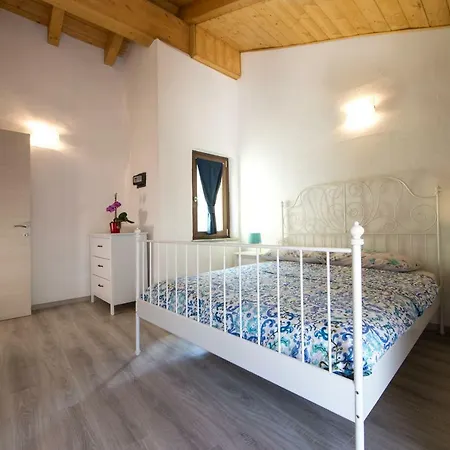 Appartamenti Relax Nus